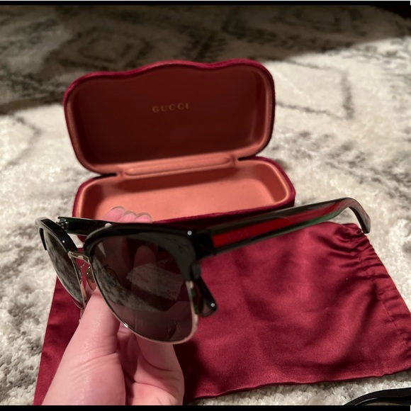 Gucci Wayfarer sunglasses - Picture 2 of 7